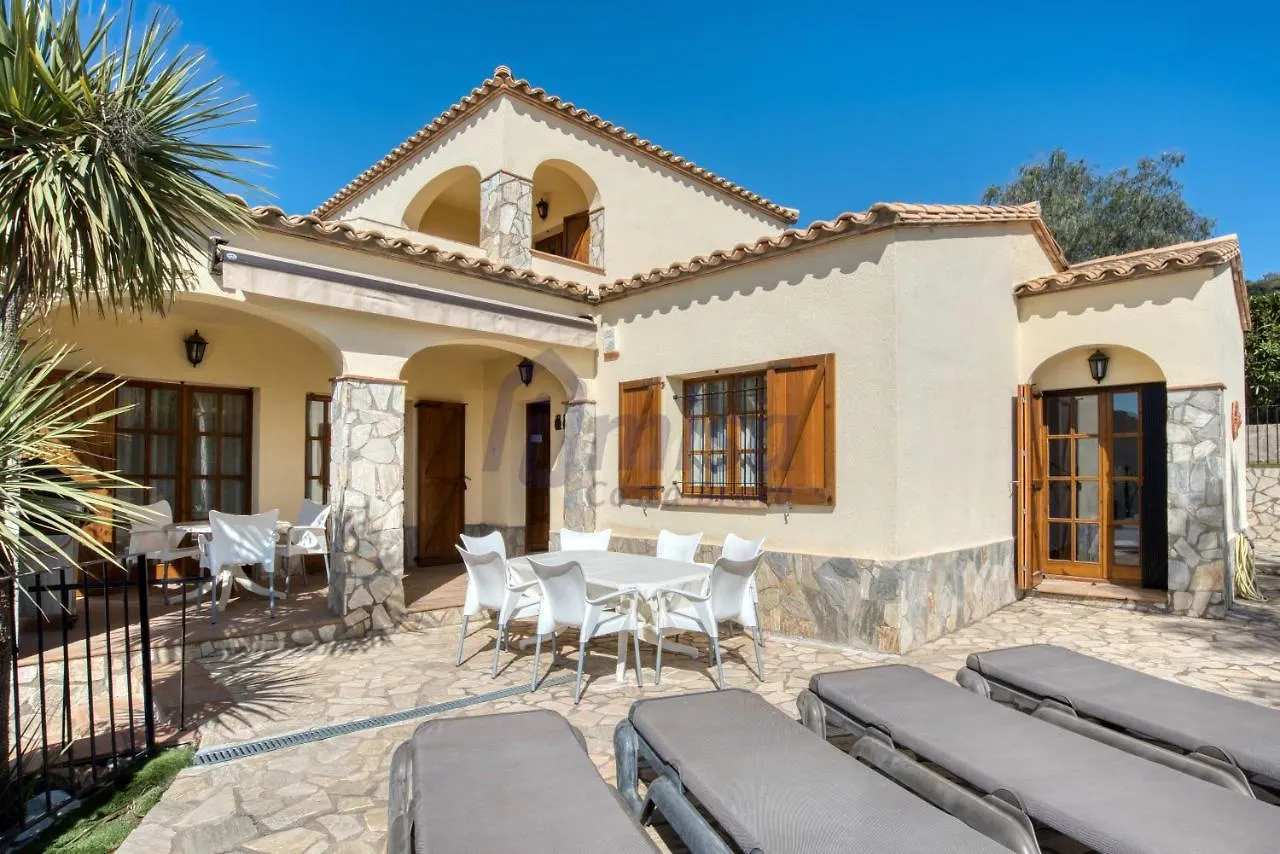 Villa Puig Rosell Калонже